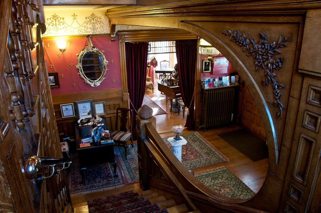 Castle Marne Bed & Breakfast Denver