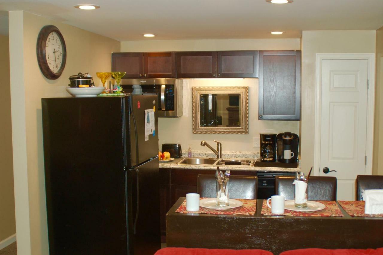 Blue Bear Den 3br 2ba Dtc Private Hot Tub * Denver