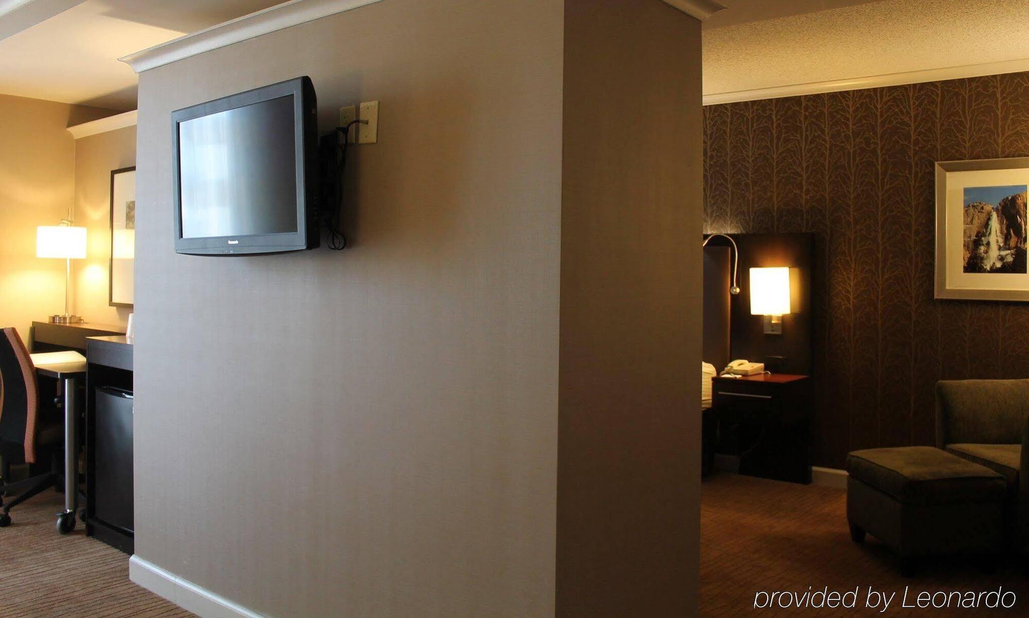 Doubletree By Hilton Cherry Creek, Co Hotel