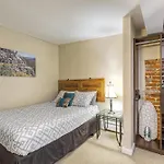 2193 Arapahoe St Unit 17