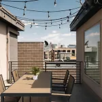Vogue Posh Pad - Center Of Lohi - Large Roof Deck