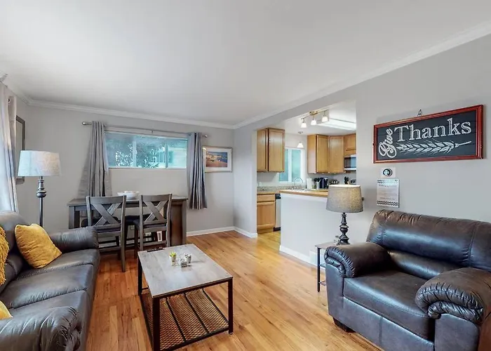 103 Zenobia Upper 2 Bedroom Unit In Denver With 2 King Bed