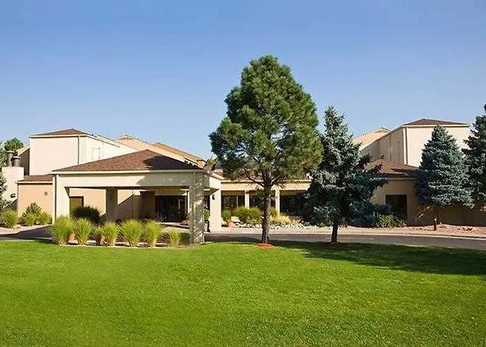 Courtyard By Marriott Denver Central Park