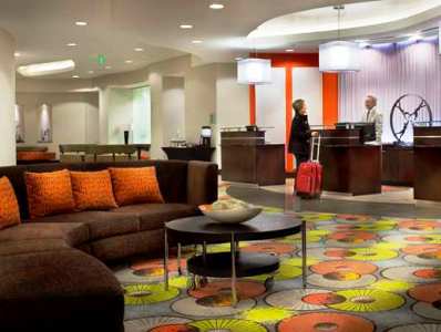 Hilton Garden Denver/cherry Creek 3*