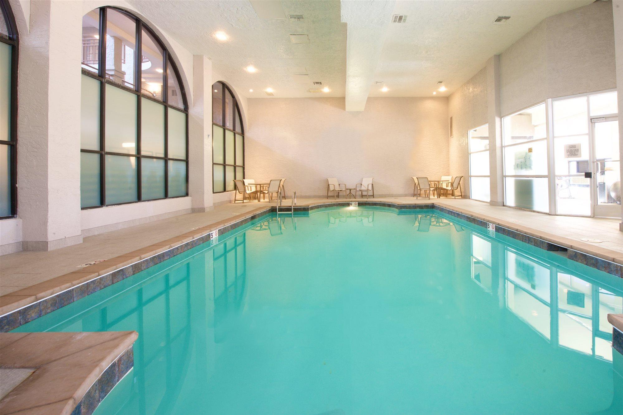 Hotel Embassy By Hilton Tech Center North 3*