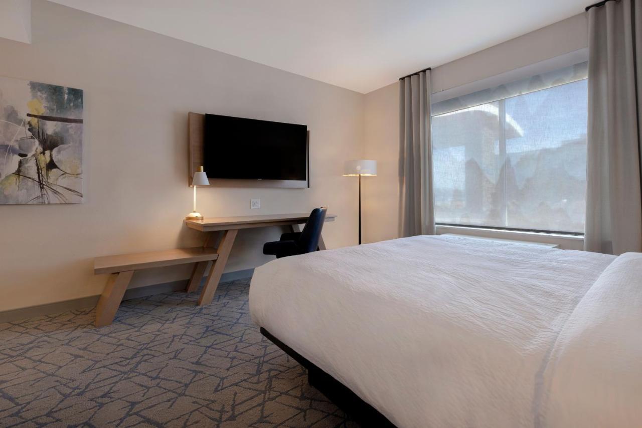 Fairfield By Marriott & Airport At Gateway Park Hotel Denver