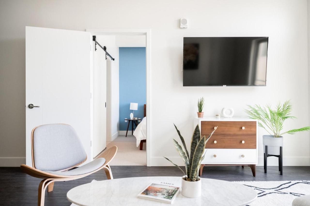 Skyline Blue Modern Loft - Zuni Lofts Denver