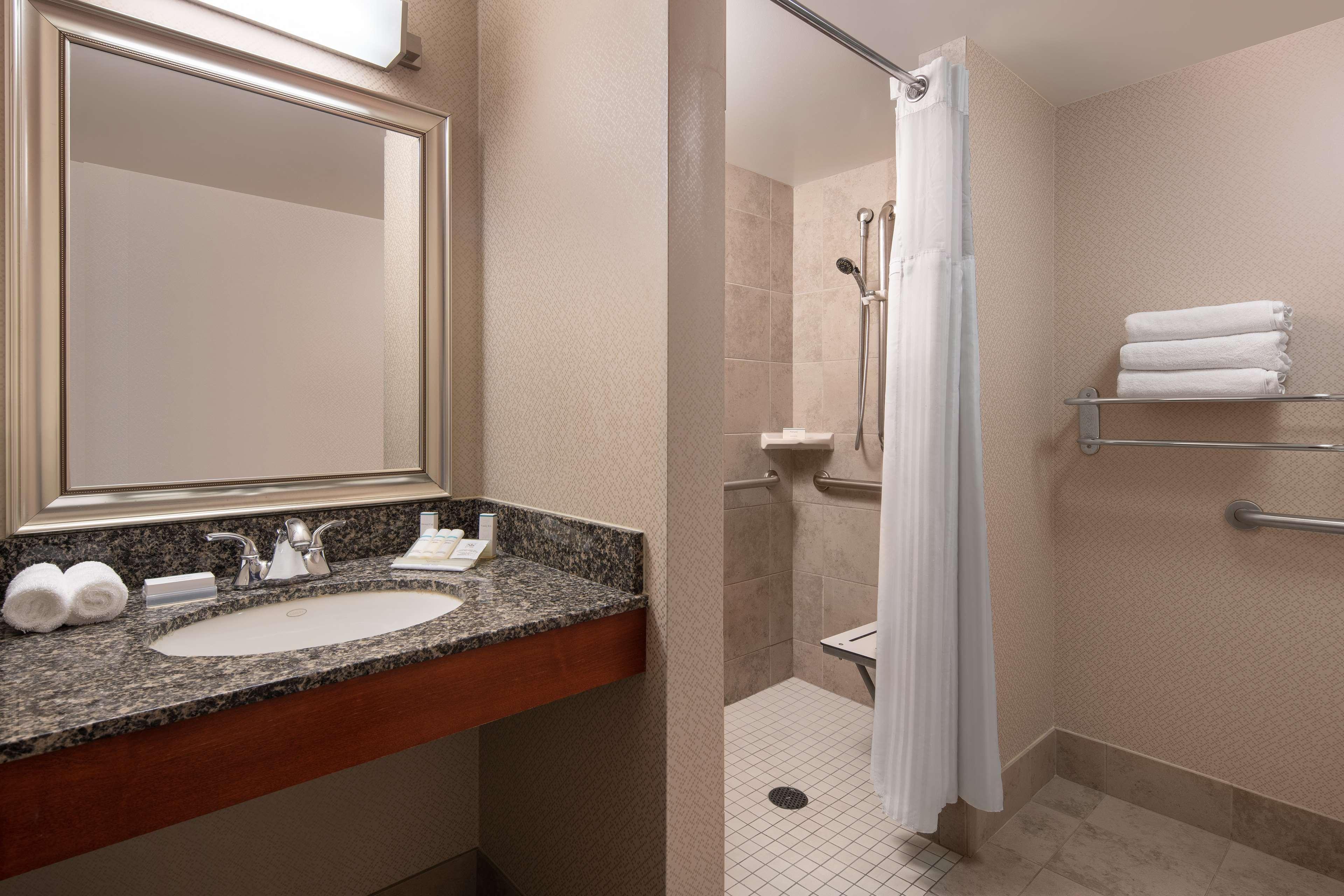 Hotel Hilton Garden Downtown 3*