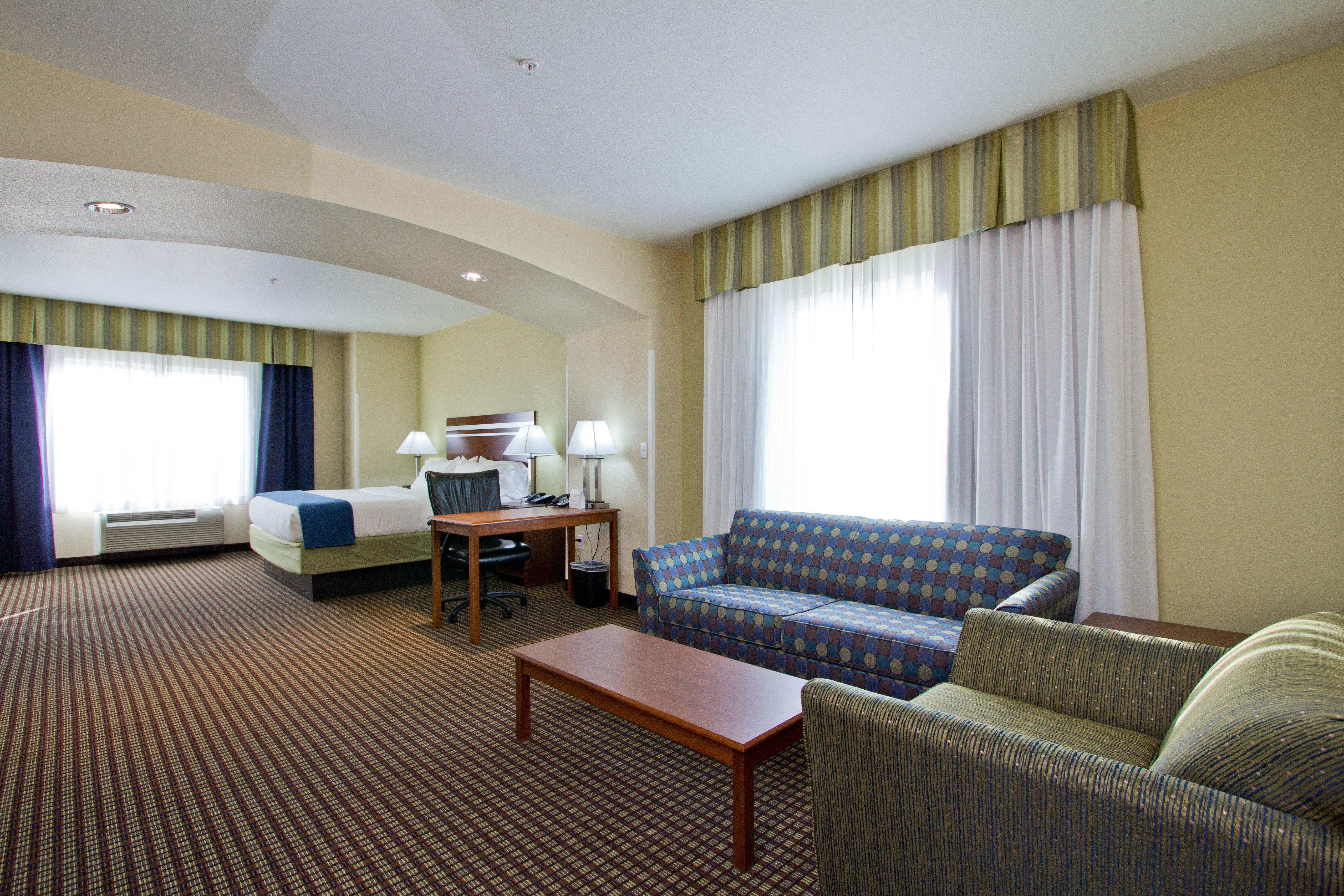 Express And East Peoria Street By Ihg Denver