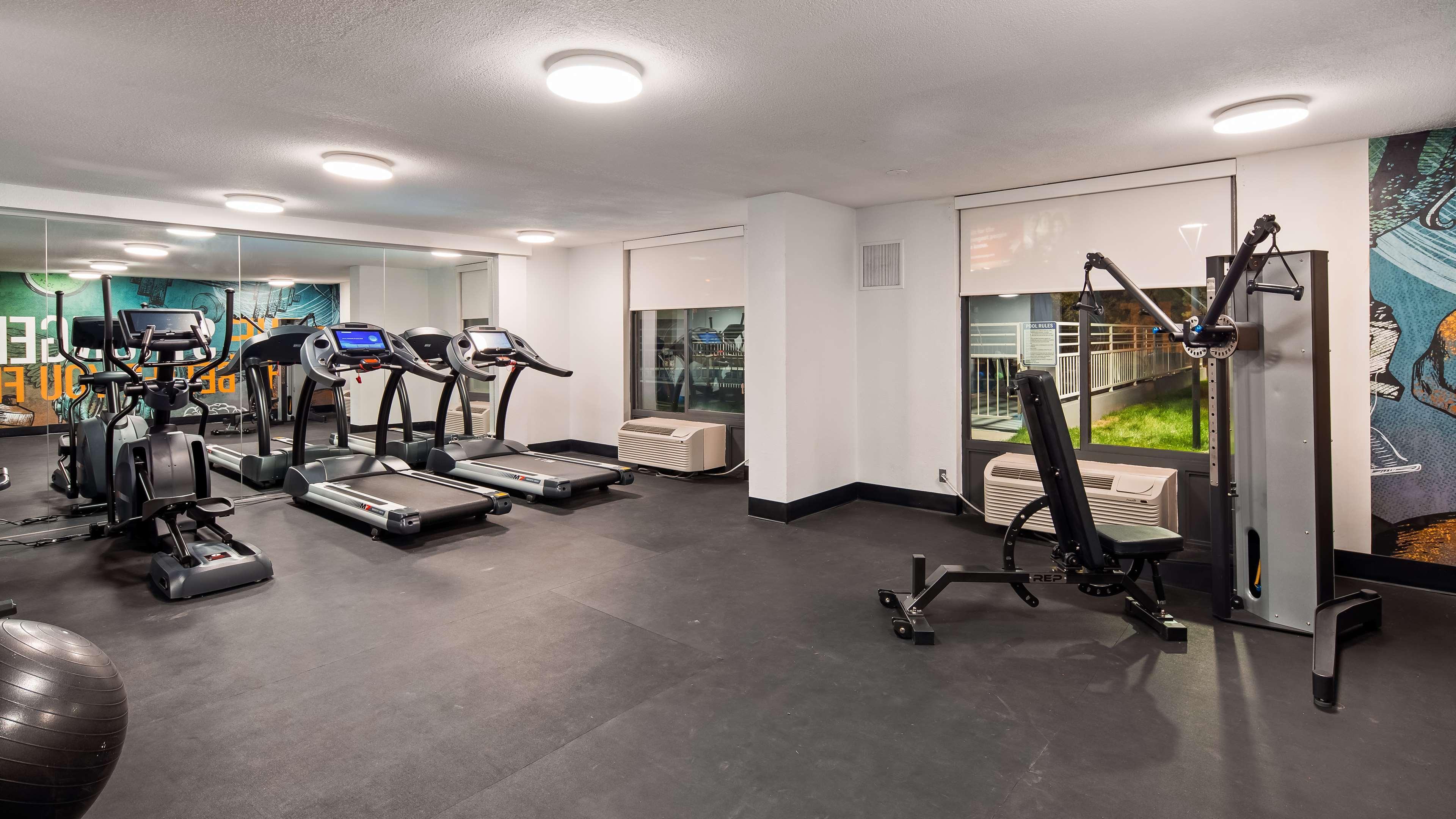 Best Western Plus Executive Residency Denver-central Park 3*