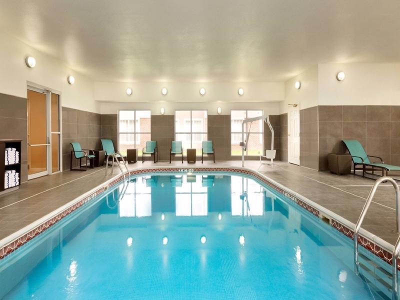 By Marriott Airport/convention Center 3*