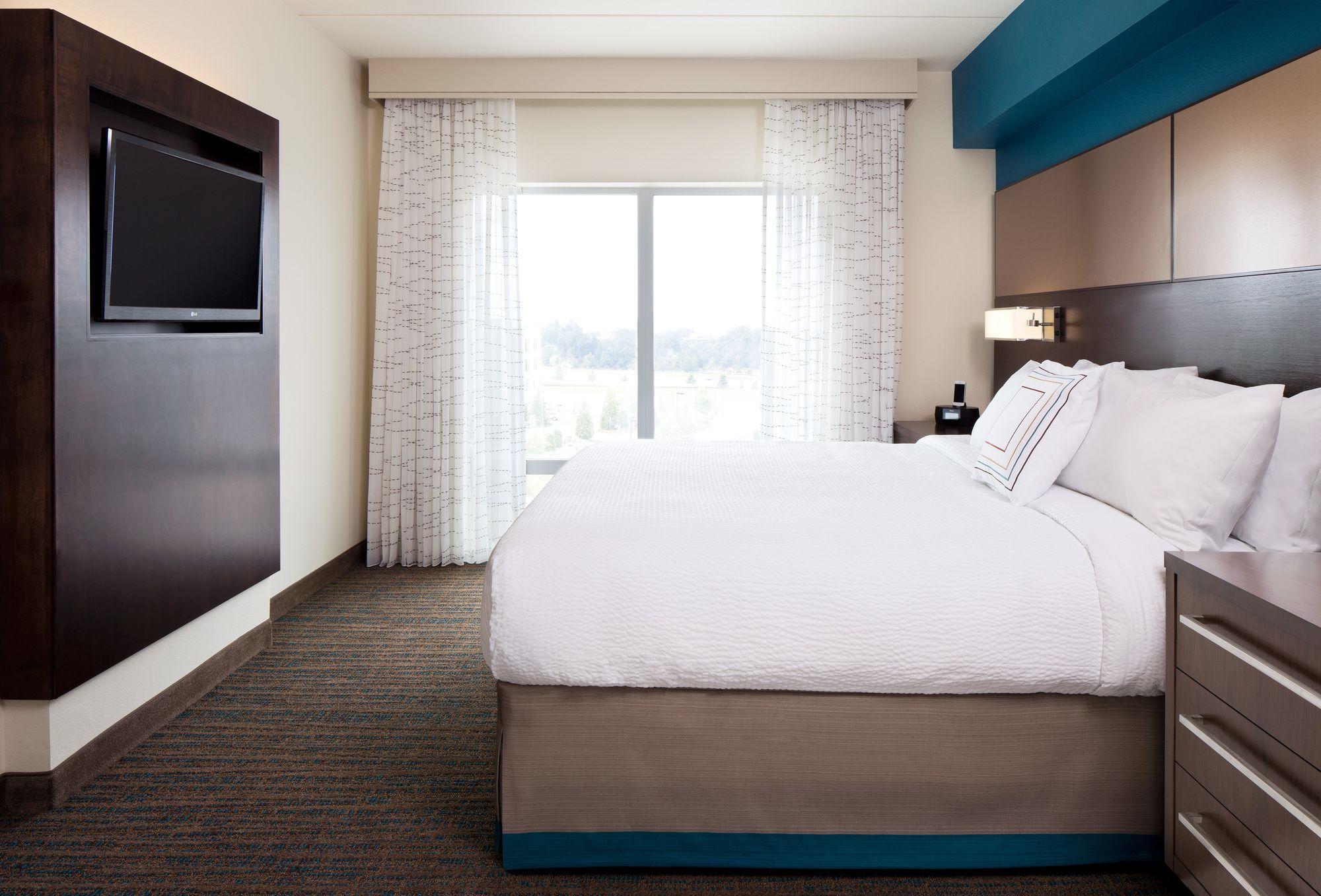 Hotel By Marriott Airport/convention Center Denver