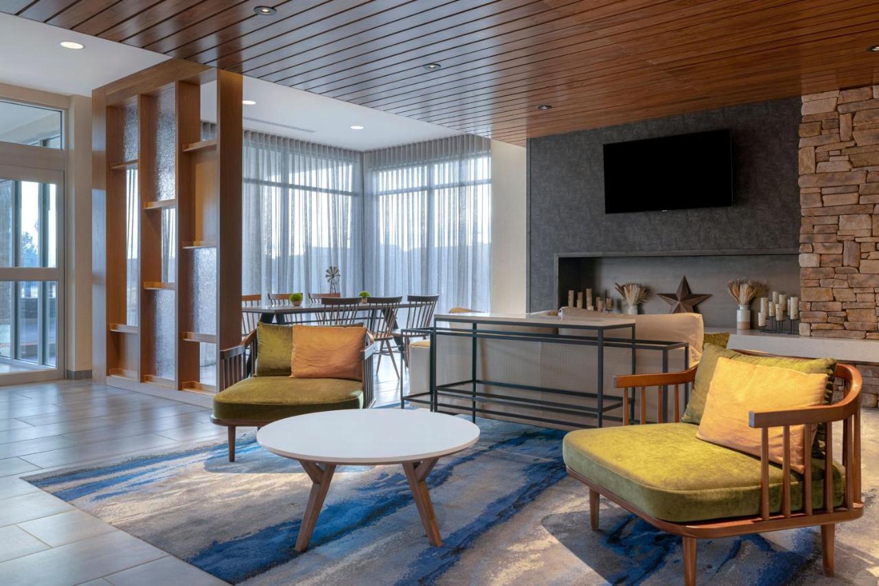 Fairfield By Marriott & Airport At Gateway Park Hotel 3*