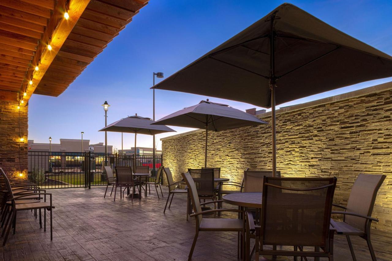 Hotel Fairfield By Marriott & Airport At Gateway Park Denver