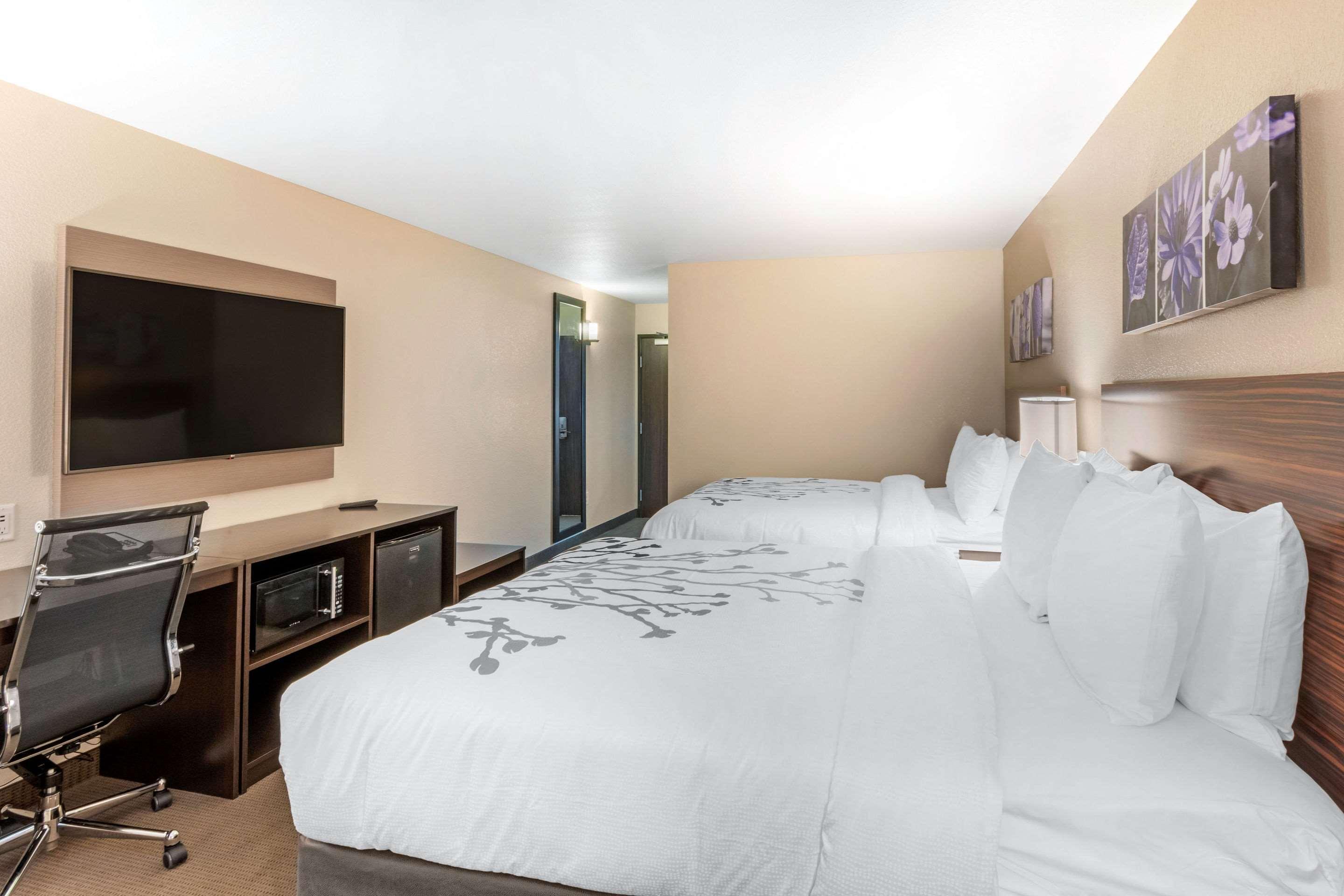 Sleep & International Airport Denver