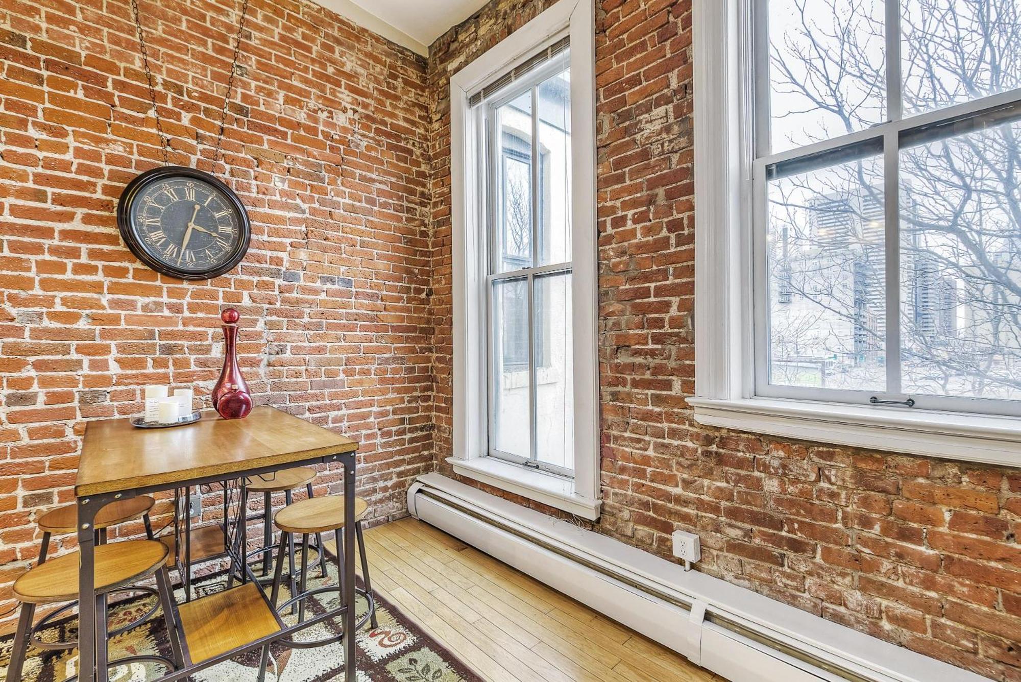 2193 Arapahoe St Unit 17