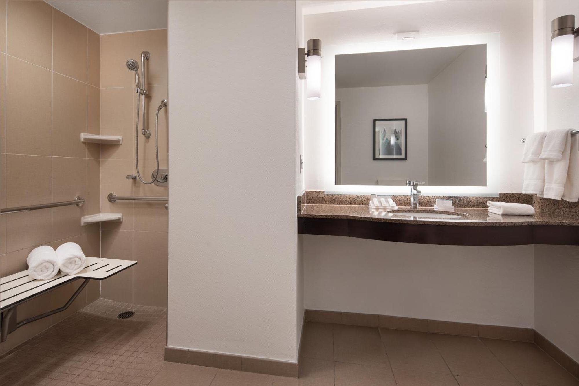 Hilton Garden Denver/cherry Creek