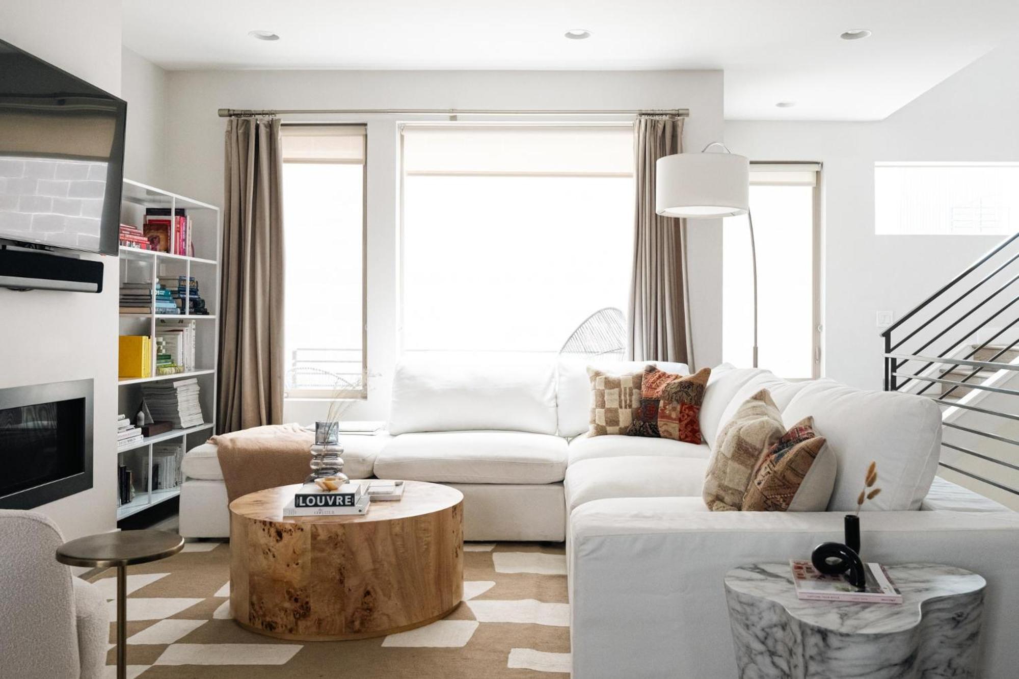 Vogue Posh Pad - Center Of Lohi - Large Roof Deck *