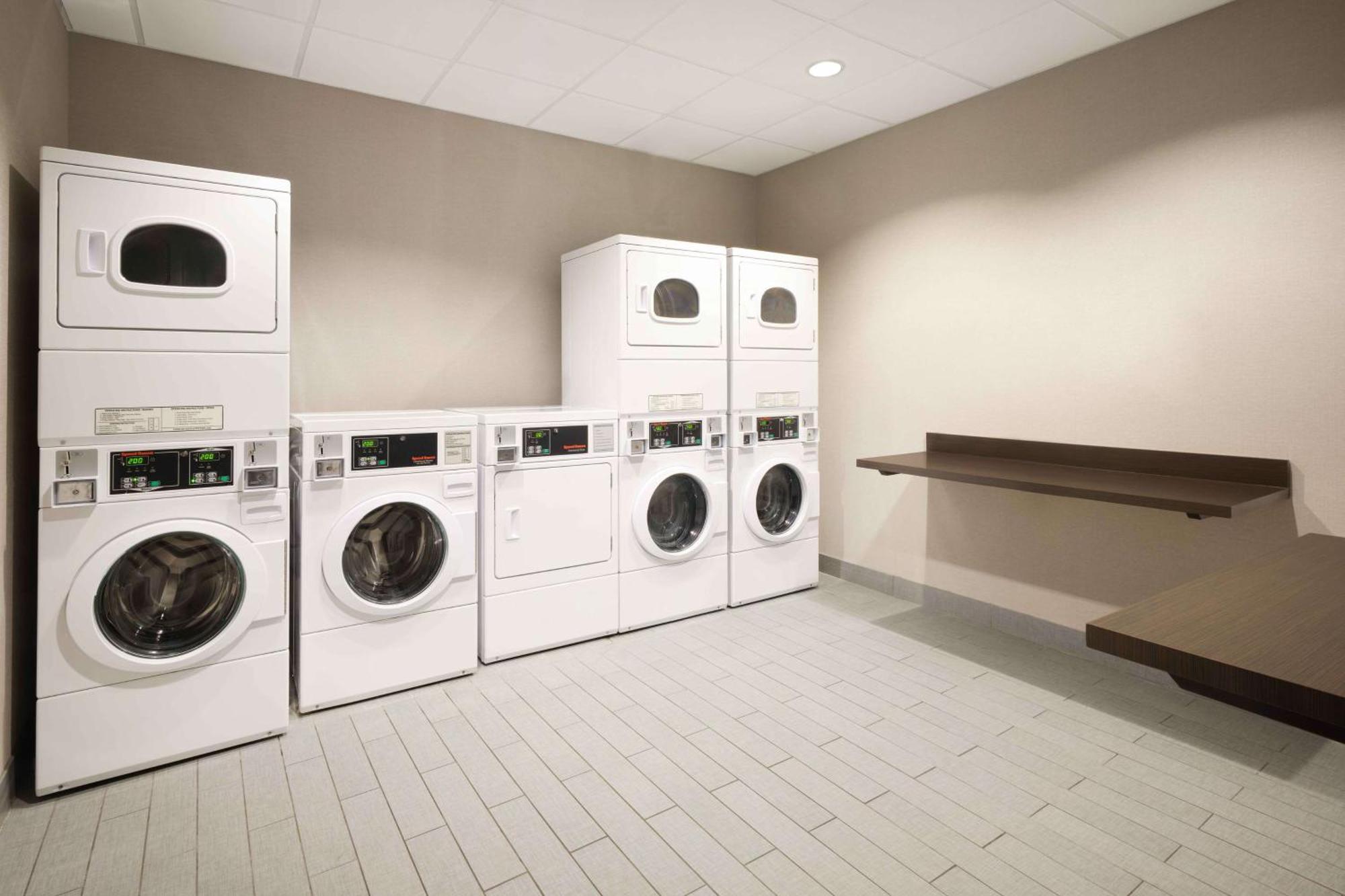 Hotel Homewood Suites- Downtown Convention Center 3*