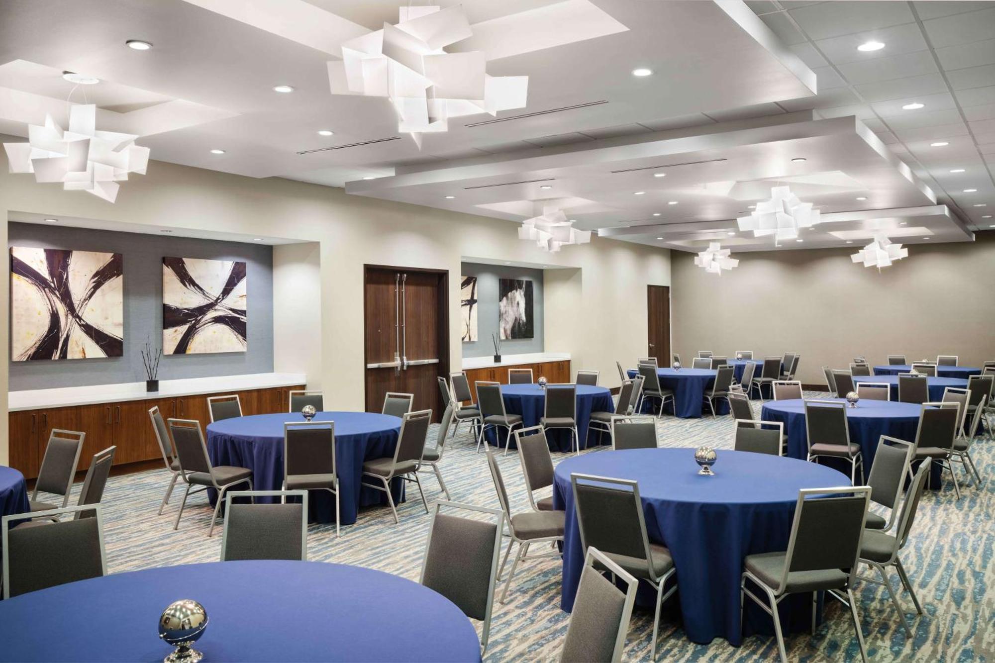 Homewood Suites- Downtown Convention Center Hotel