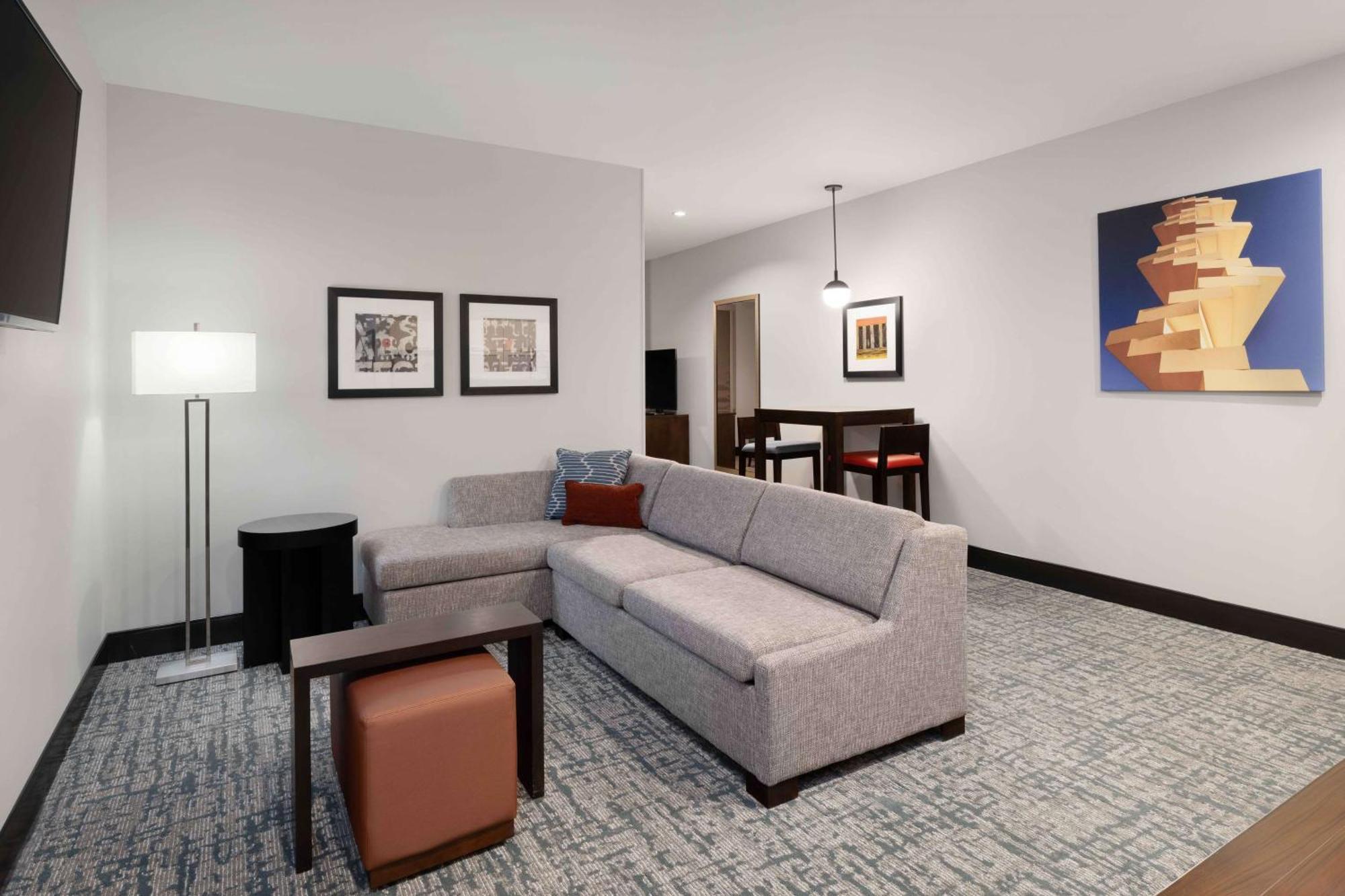 Hotel Homewood Suites- Downtown Convention Center Denver