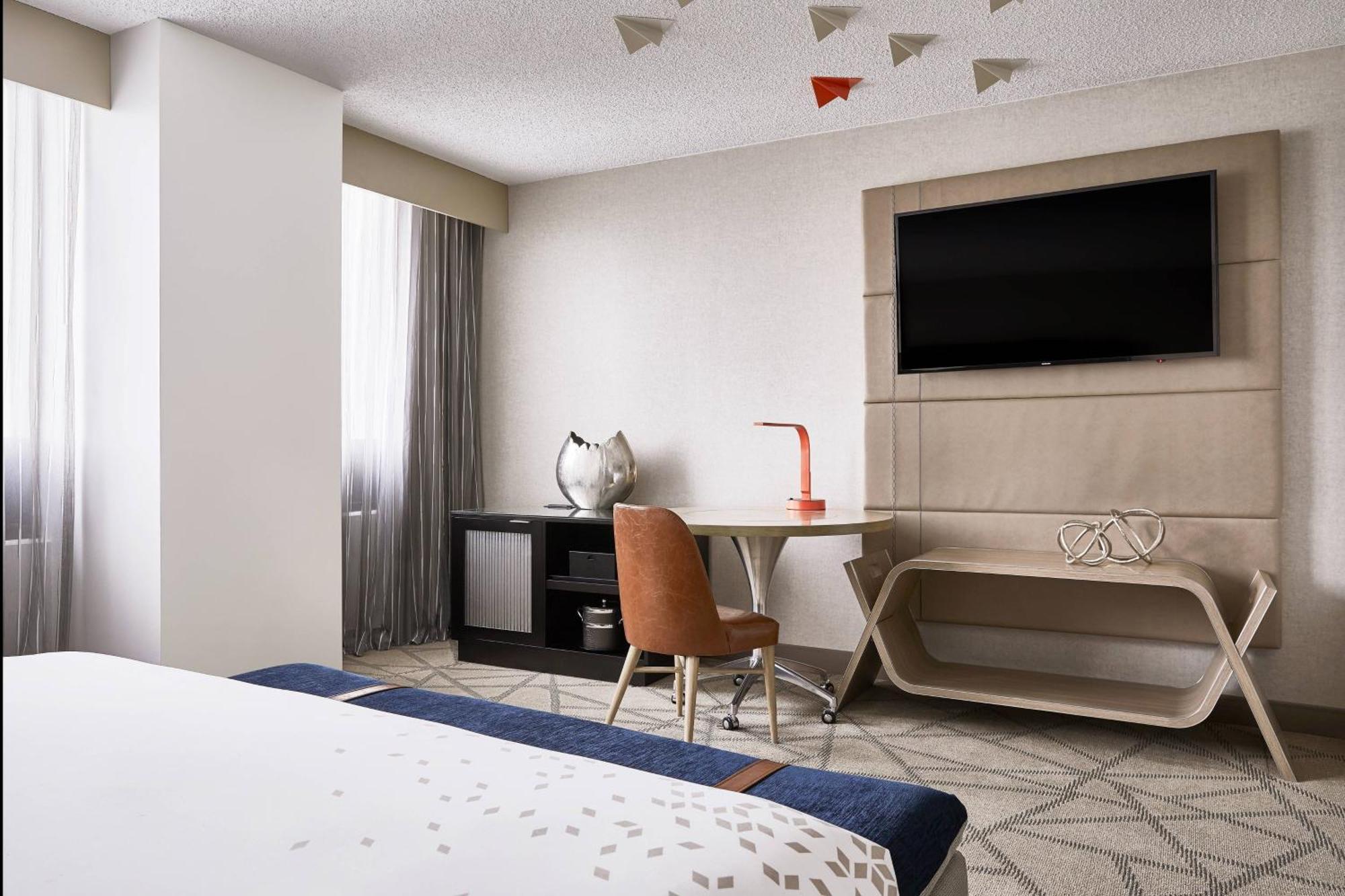 Renaissance & Conference Center Hotel