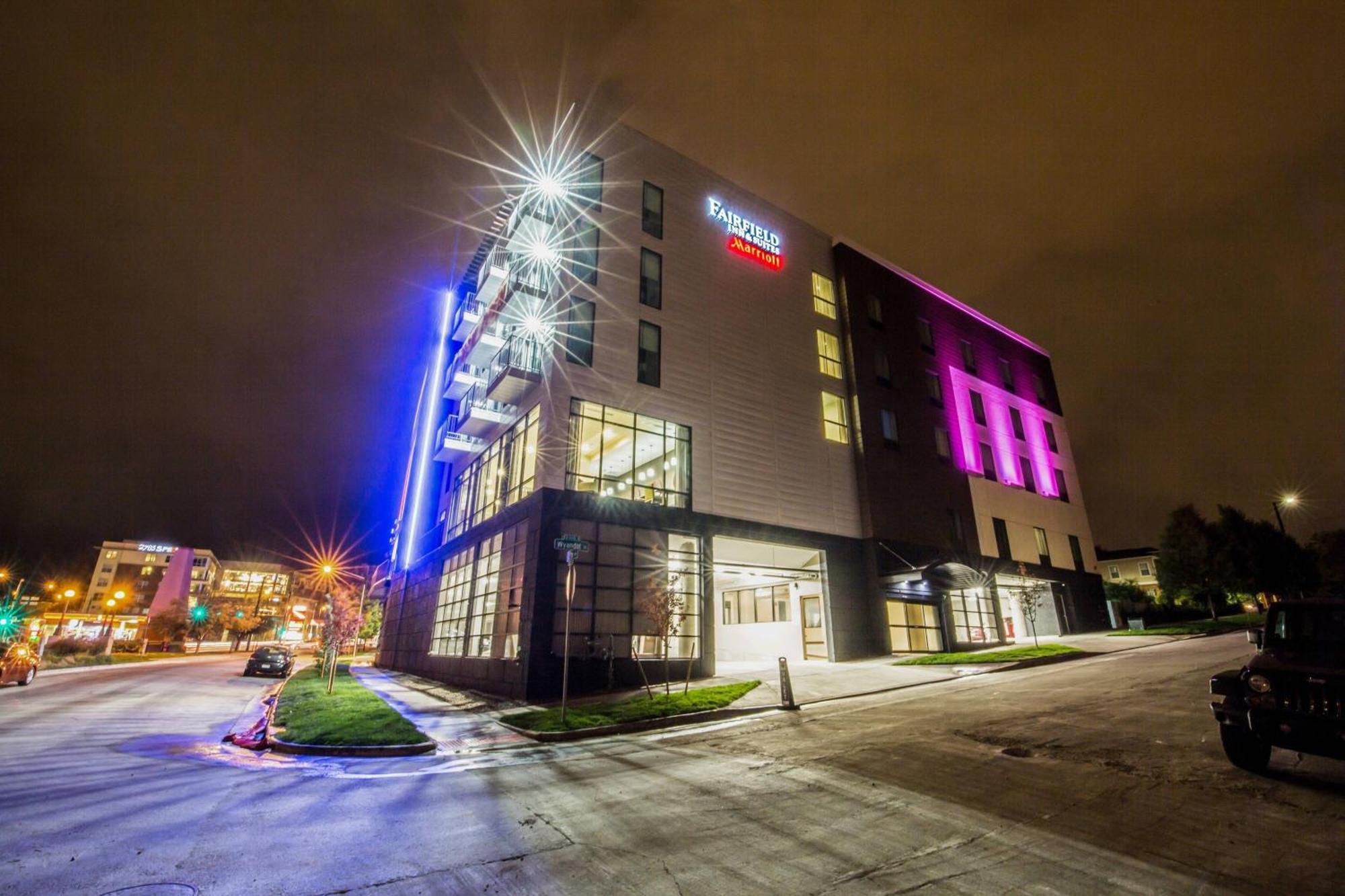 Fairfield & By Marriott Downtown 3*