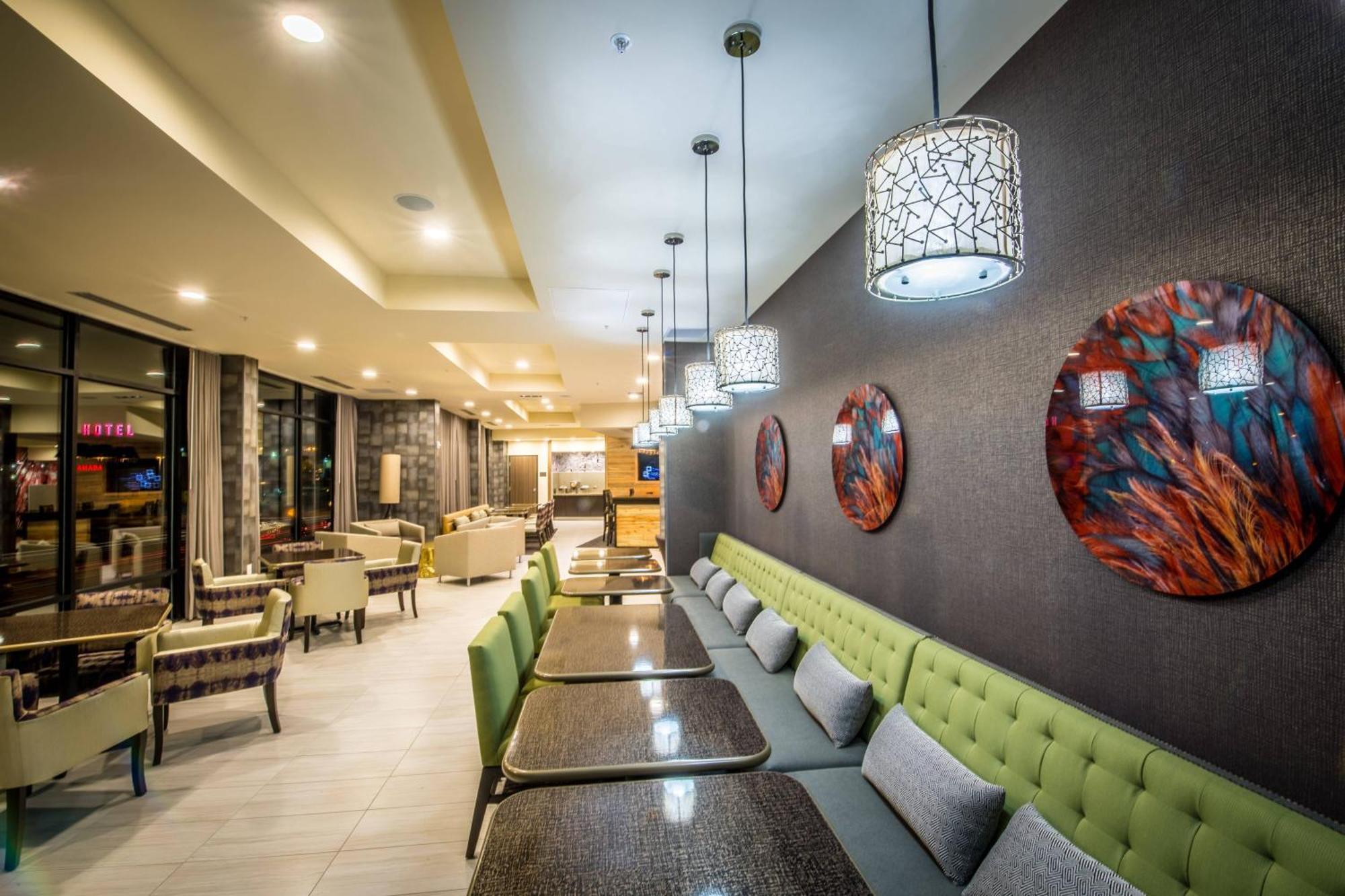 Fairfield & By Marriott Downtown 3*