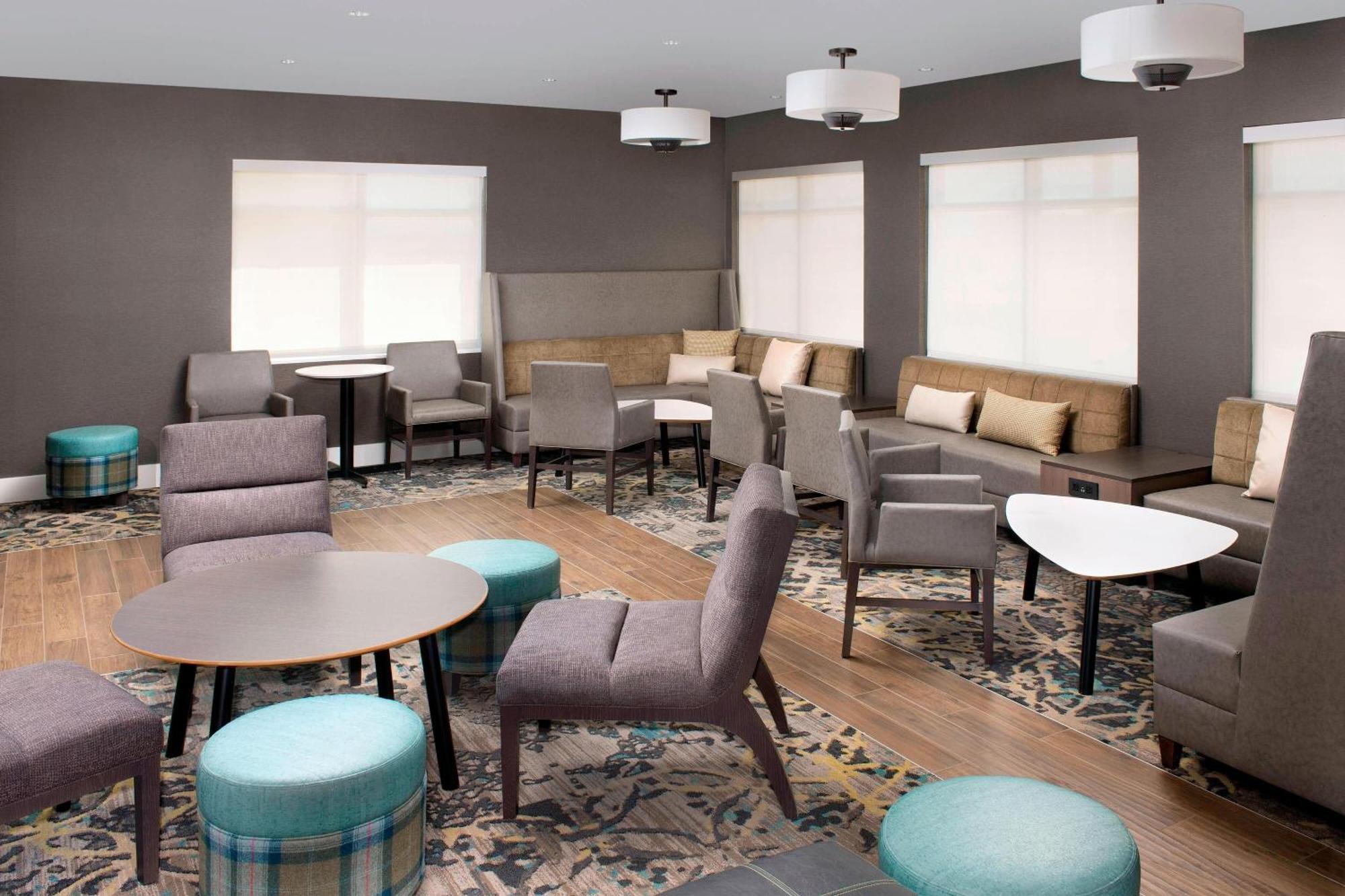 Hotel By Marriott Airport/convention Center Denver