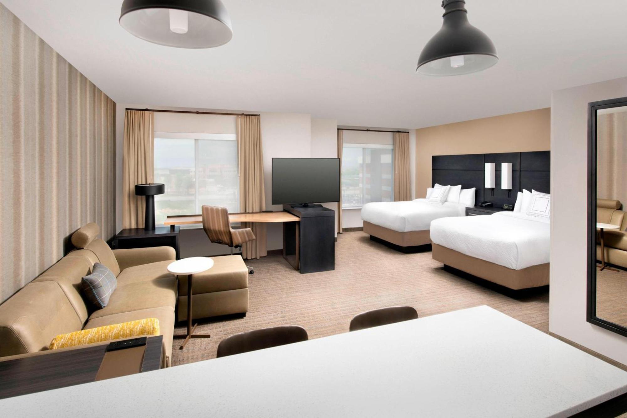 By Marriott Airport/convention Center Hotel