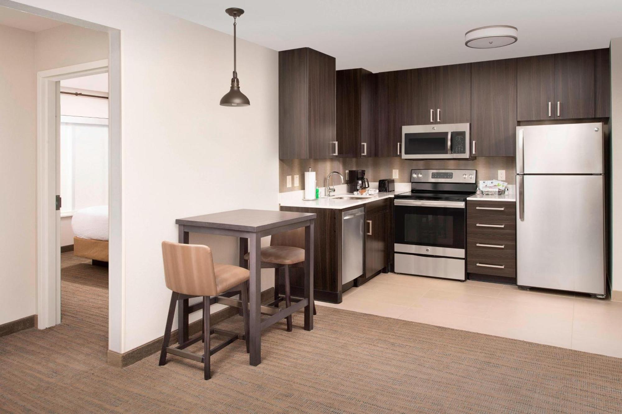 Hotel By Marriott Airport/convention Center Denver