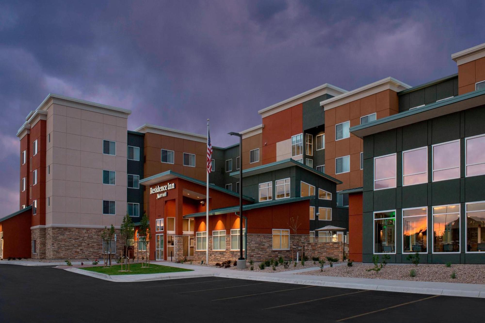 Hotel By Marriott Airport/convention Center