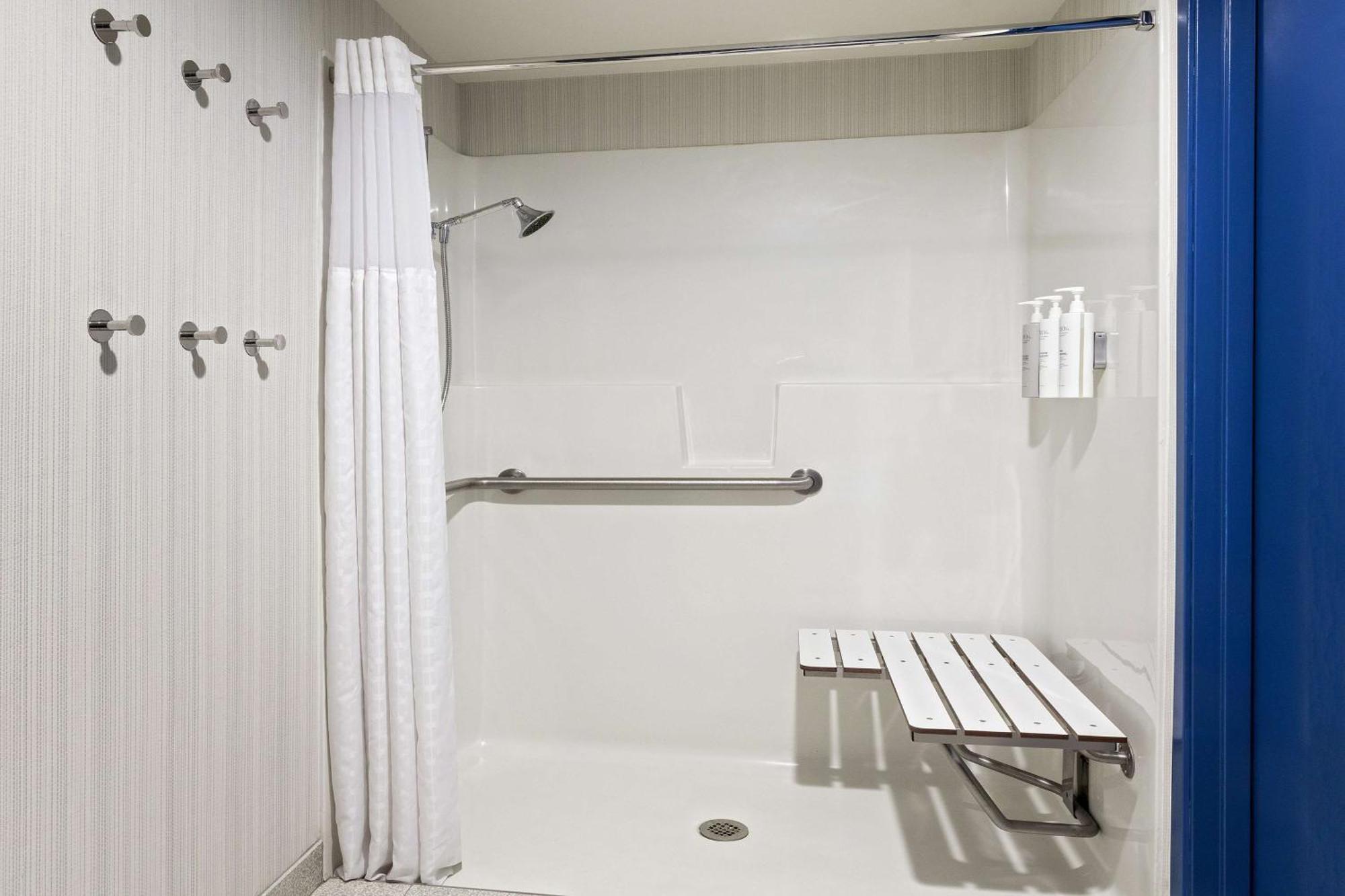 Hotel Spark By Hilton International Airport Denver