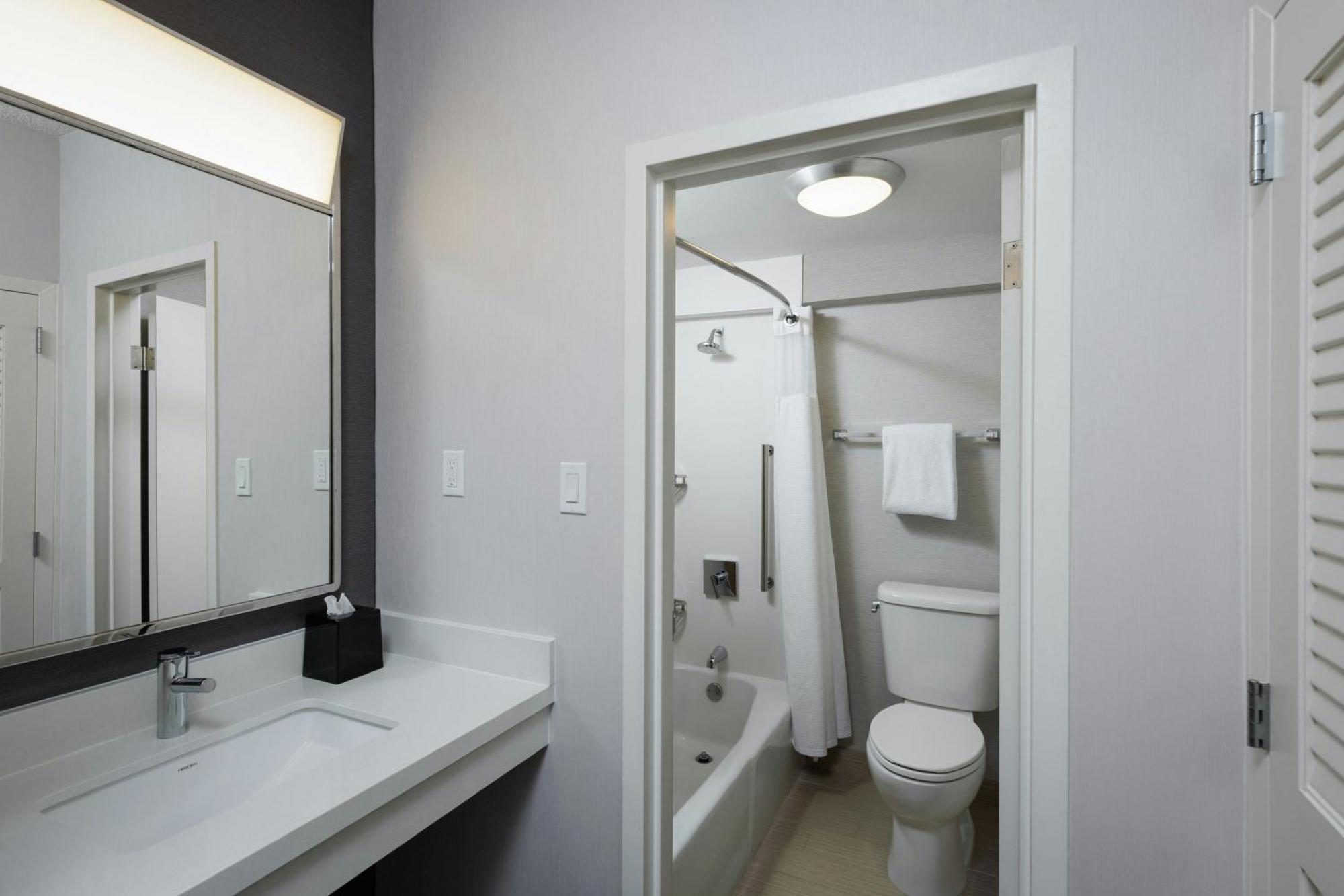 Courtyard By Marriott Central Park 3* Denver