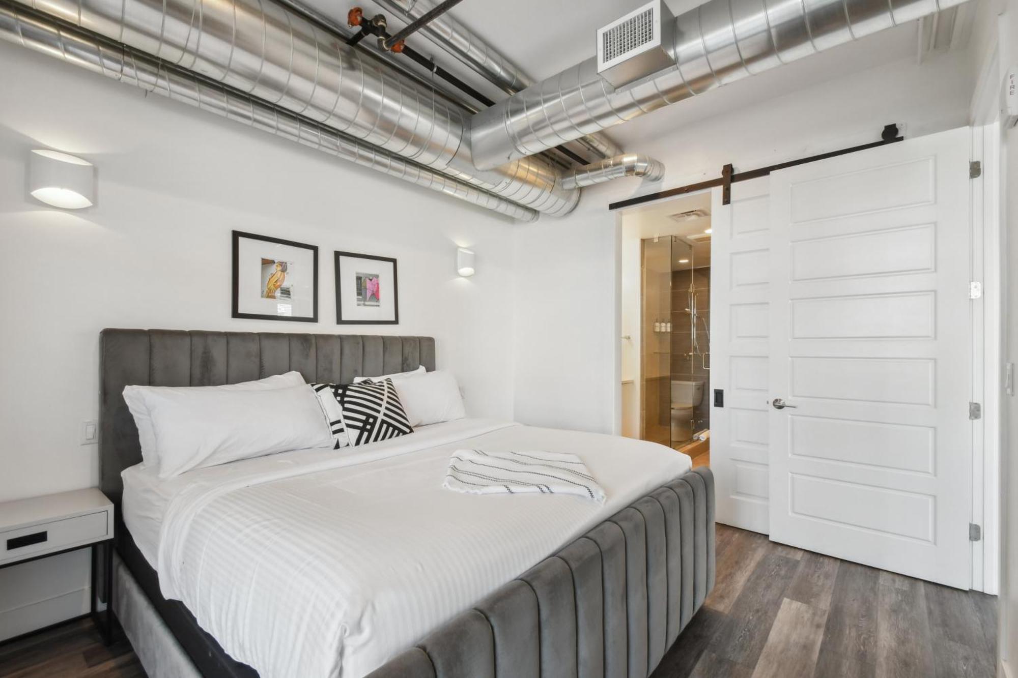3198 Art District Retreat At Rino Art Lofts Holiday home *