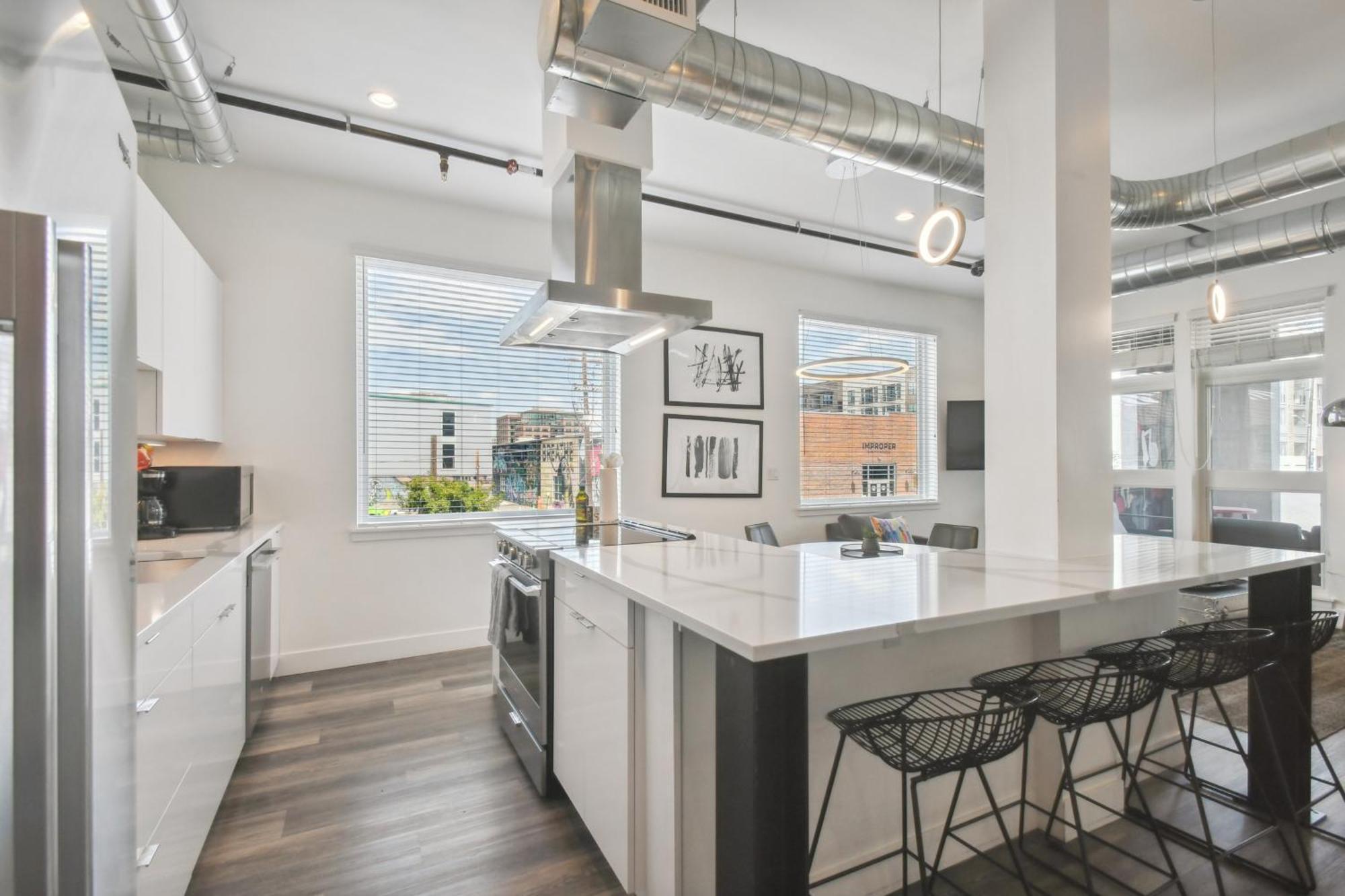 3198 Art District Retreat At Rino Art Lofts Holiday home