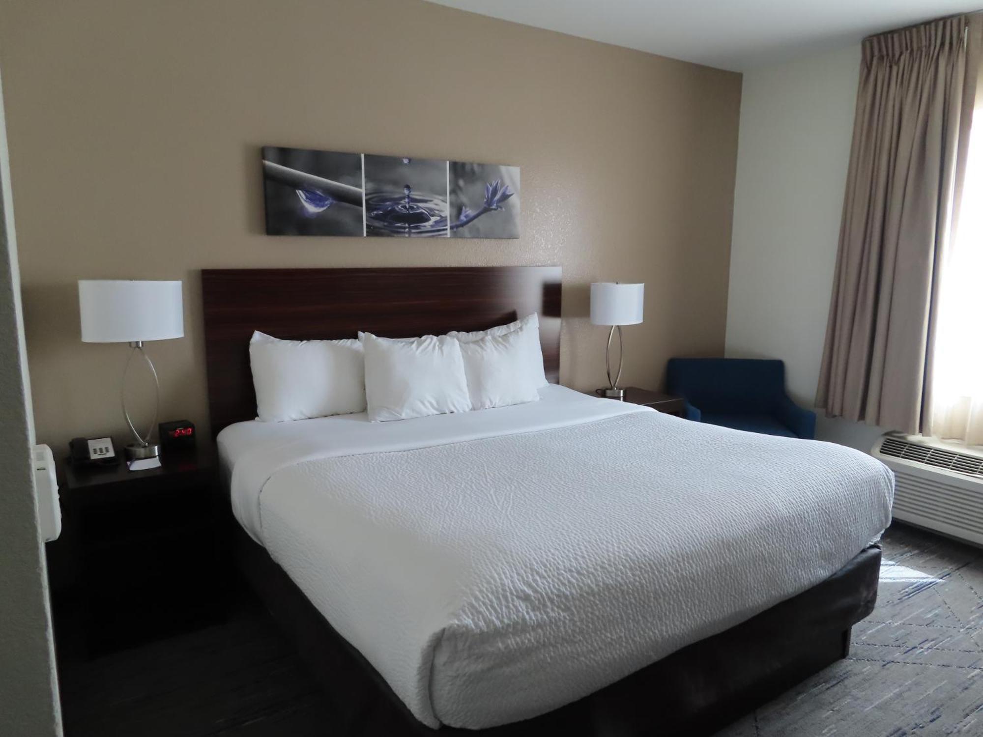 Sleep & International Airport 2*