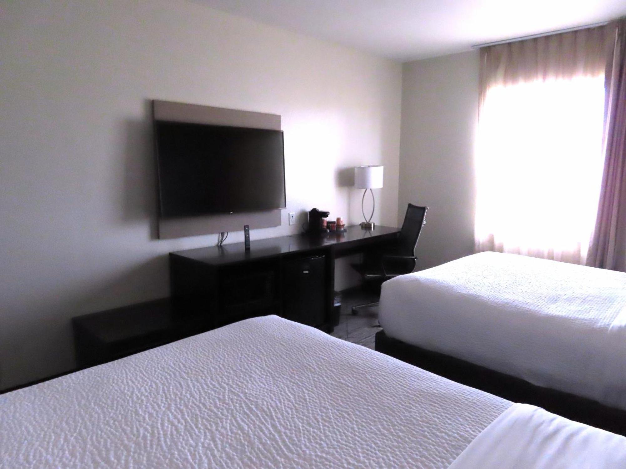 Sleep & International Airport Hotel
