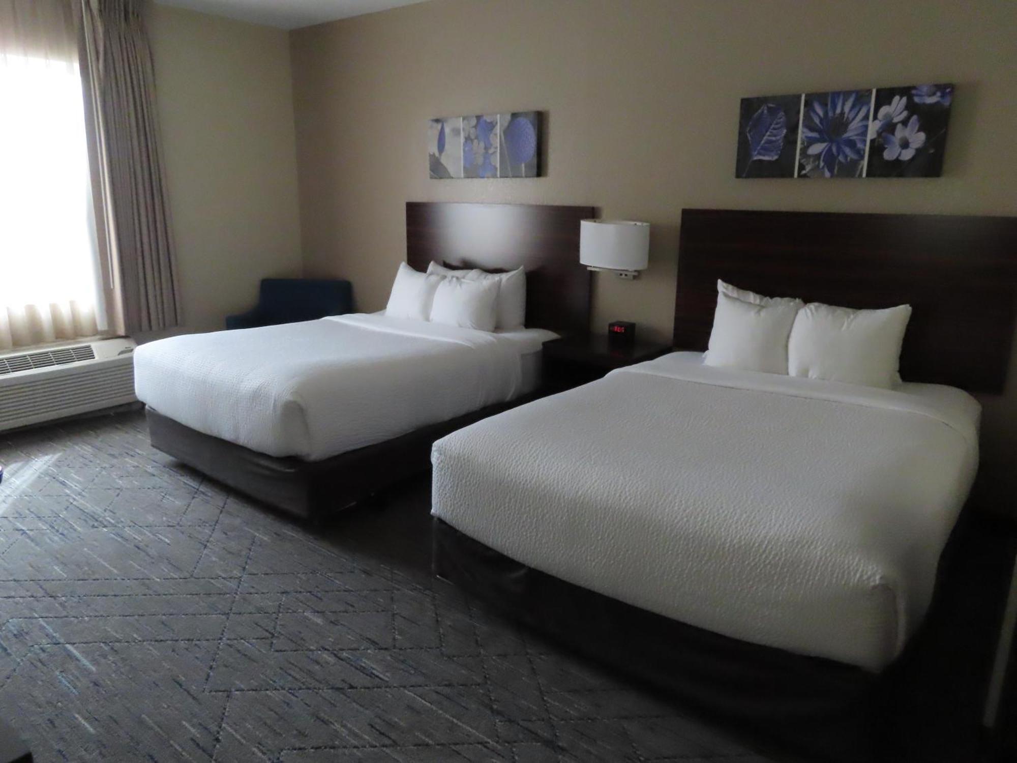 Hotel Sleep & International Airport 2*