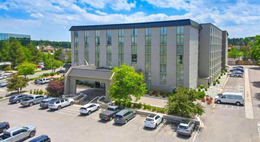 Embassy By Hilton Tech Center North