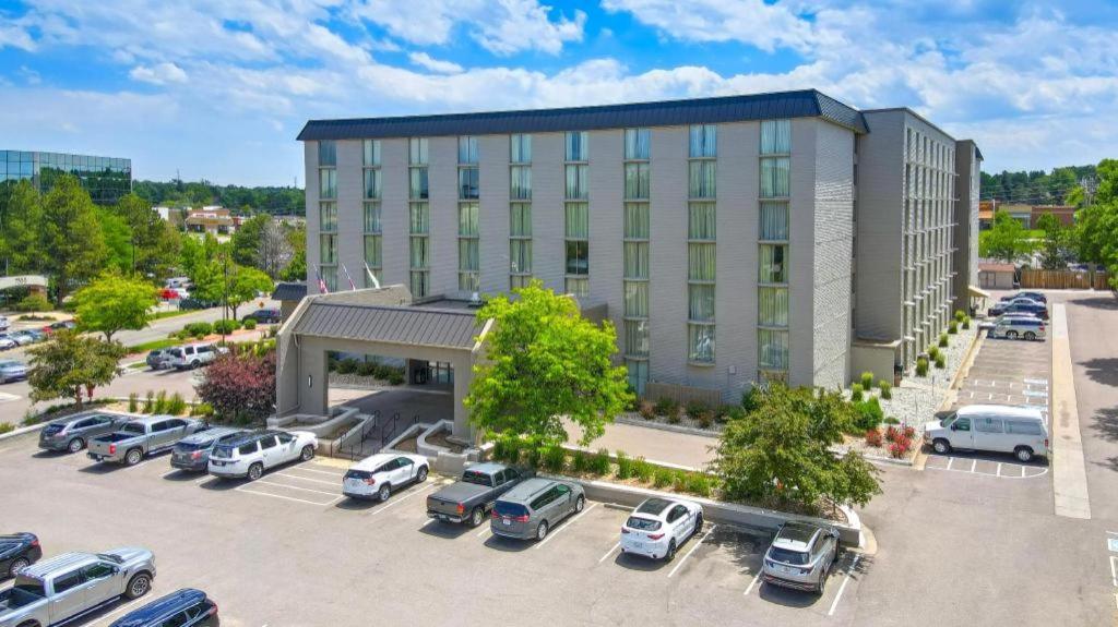 Embassy By Hilton Tech Center North