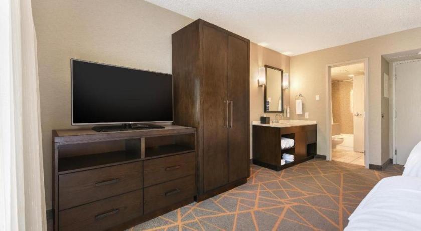 Embassy By Hilton Tech Center North Denver