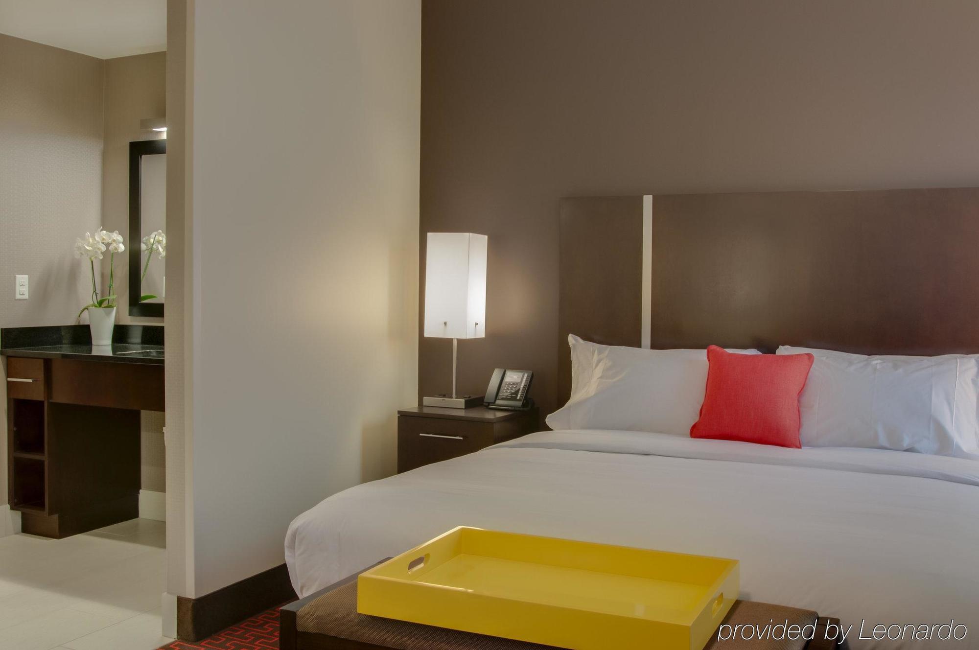 Homewood Suites- Downtown Convention Center Hotel Denver