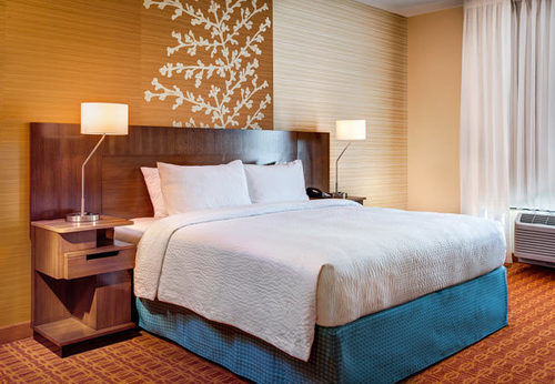 Fairfield & By Marriott Downtown Hotel Denver