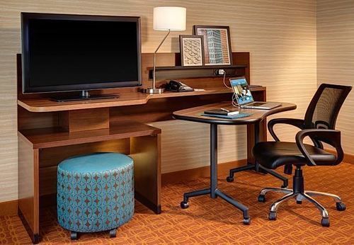 Fairfield & By Marriott Downtown Hotel 3*