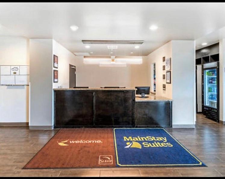 Sleep & International Airport Denver