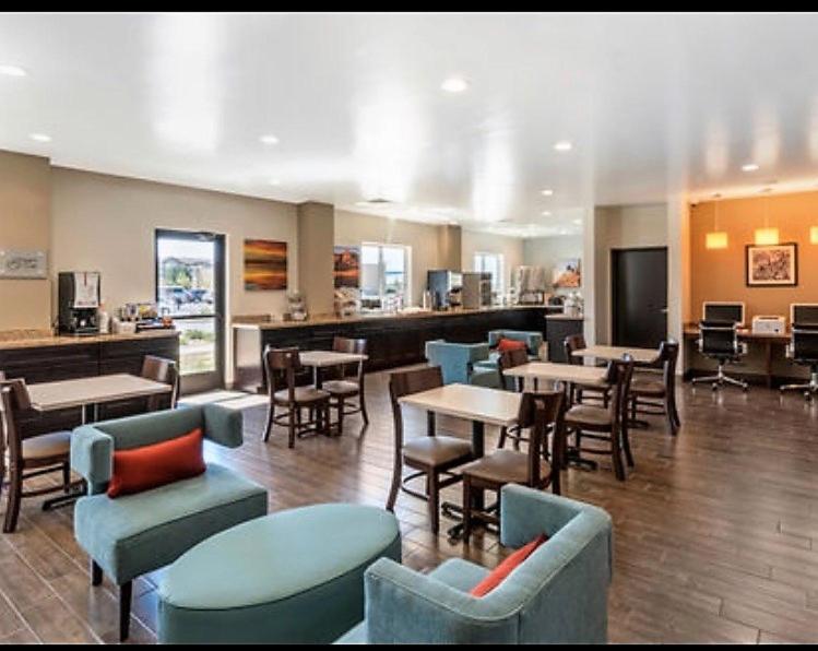 Sleep & International Airport Hotel Denver