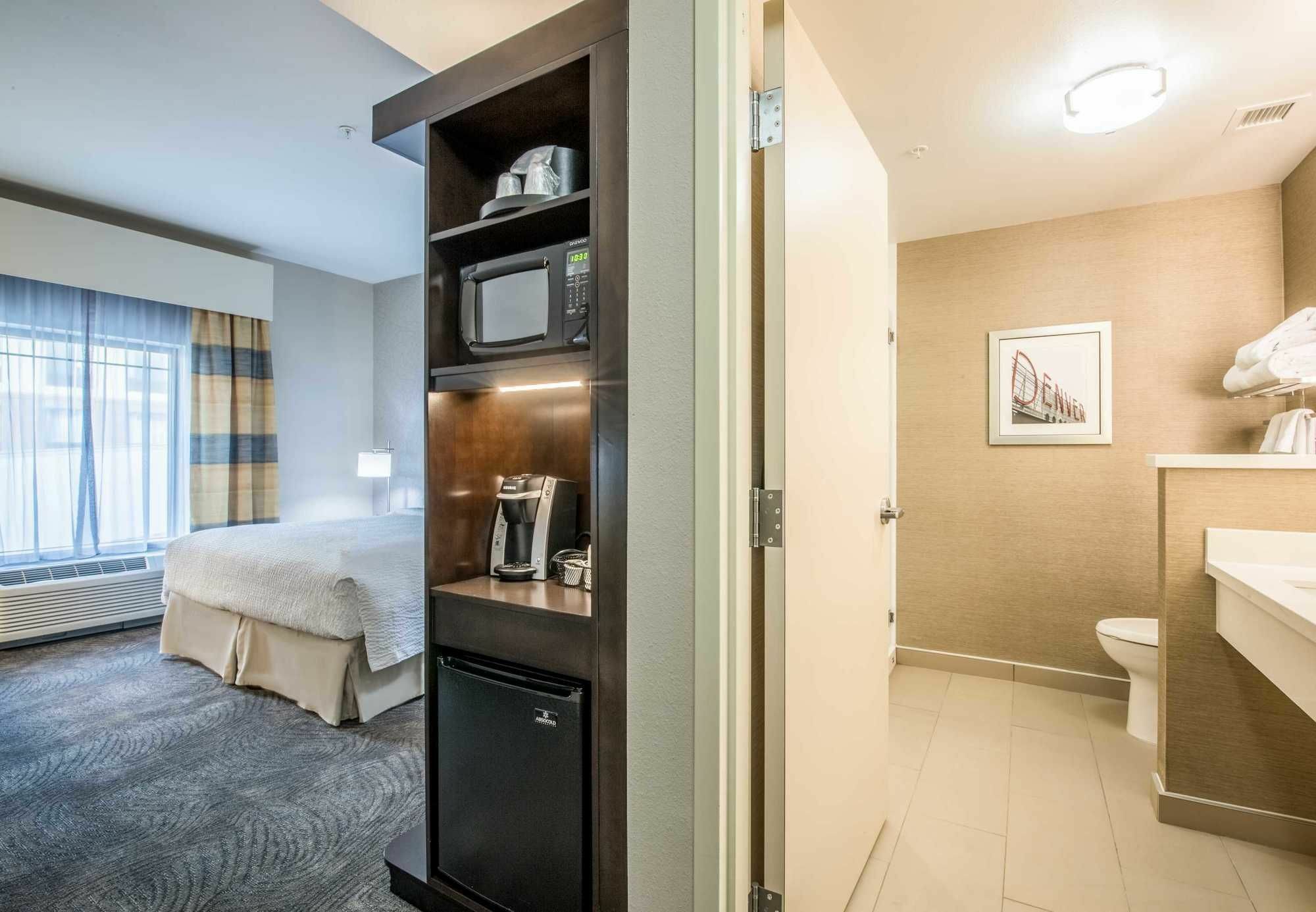Fairfield & By Marriott Downtown Hotel