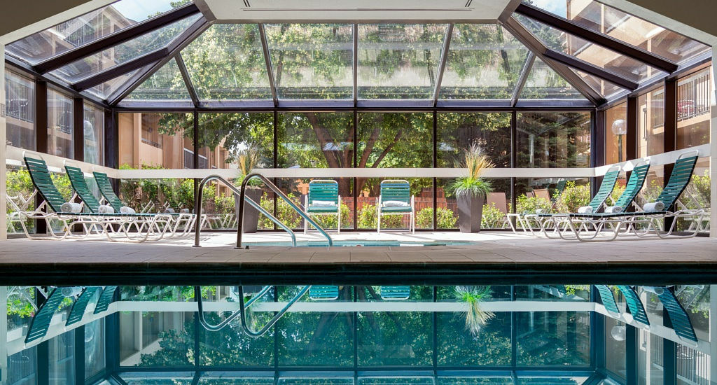 Hotel Courtyard By Marriott Central Park Denver