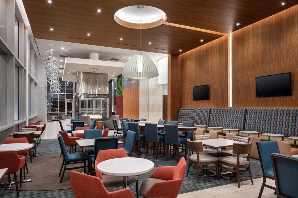 Homewood Suites- Downtown Convention Center 3*